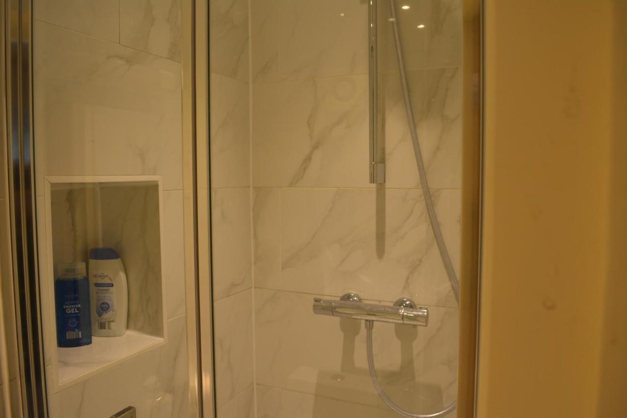Large Ensuite Room Oxford Exterior foto